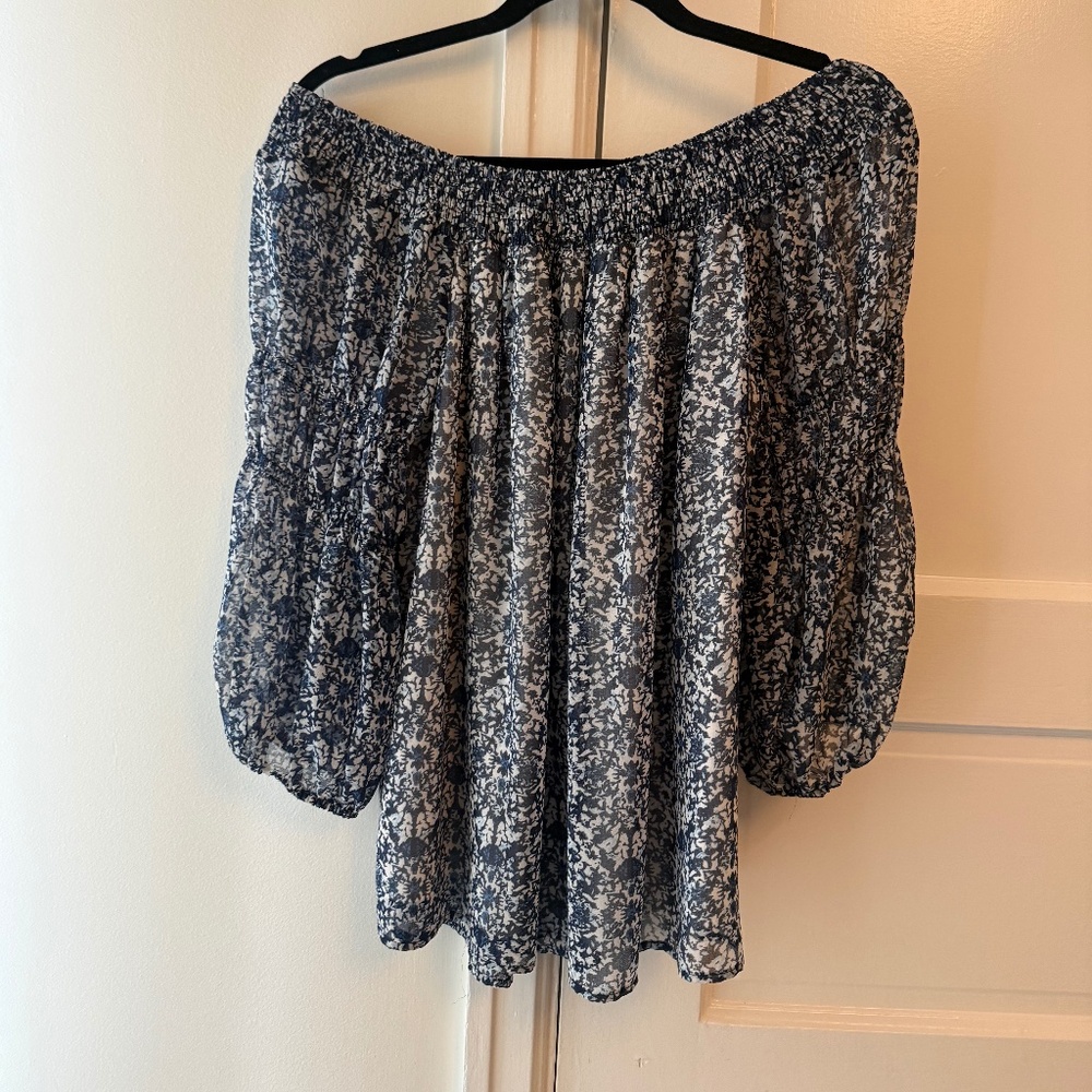 Greylin Blue Floral Blouse Size L